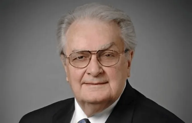 2025 Award Recipient: Lou Cabano